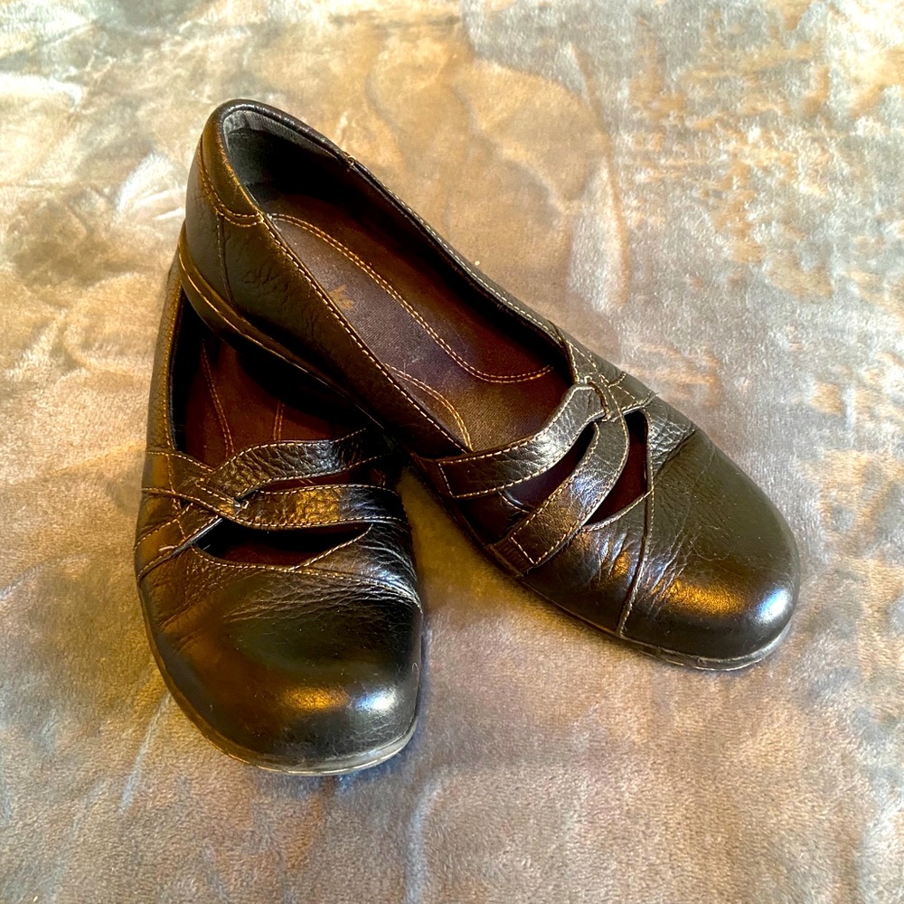 4/$20 Clarks black slip on shoes.